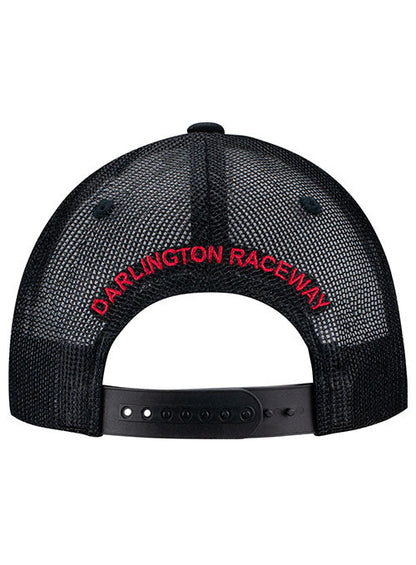  Darlington Lady In Black Hat